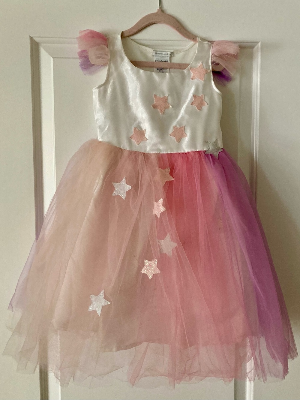 Pottery Barn Kids light up fairy costume -
Size 4-6